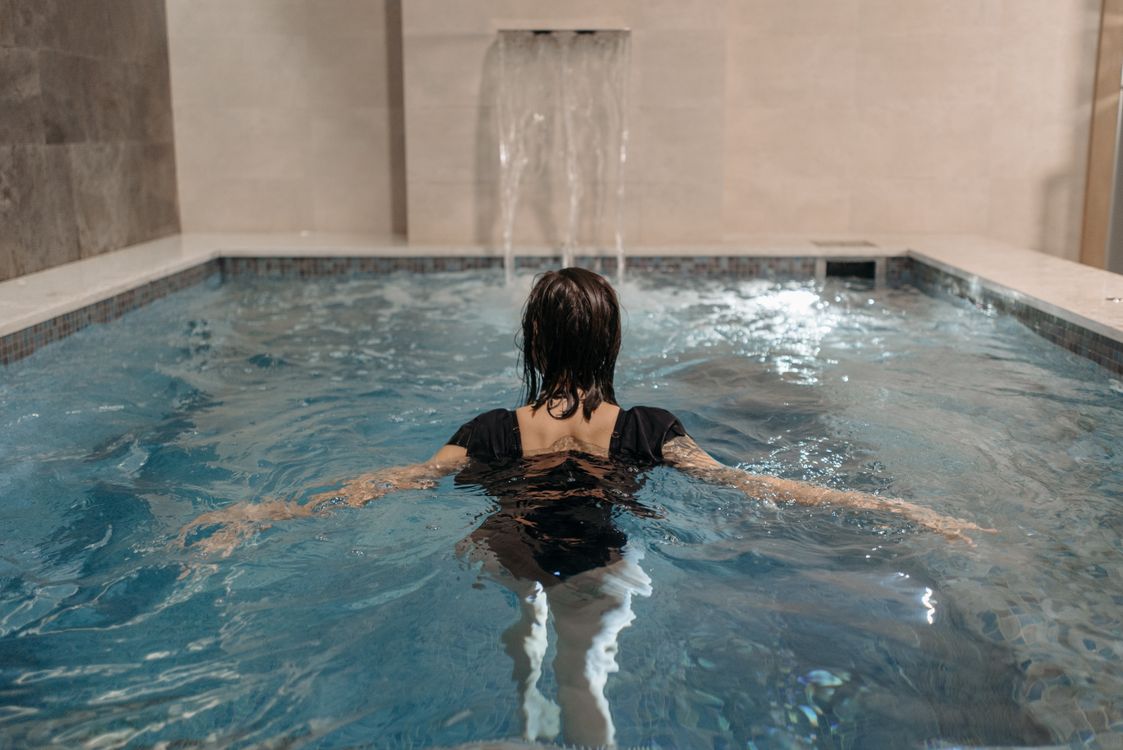 Jak złożyć jacuzzi na zimę