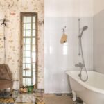 Wanna akrylowa czy ceramiczna